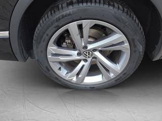 Volkswagen Tiguan R-Line – image 13 of 16