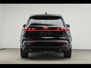 Audi Q7 S line – image 5 of 15