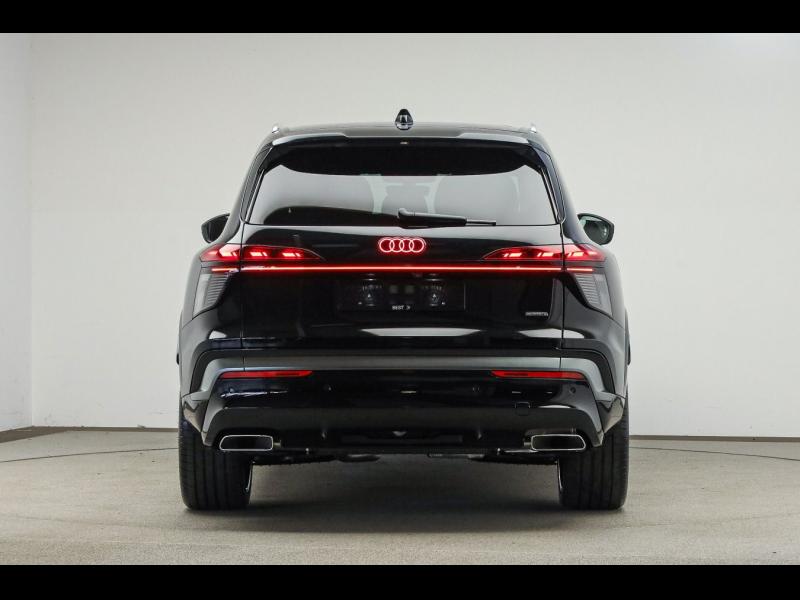 Audi Q7 S line – image 5 of 15