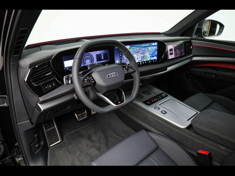 Audi Q7 S line – image 10 of 15