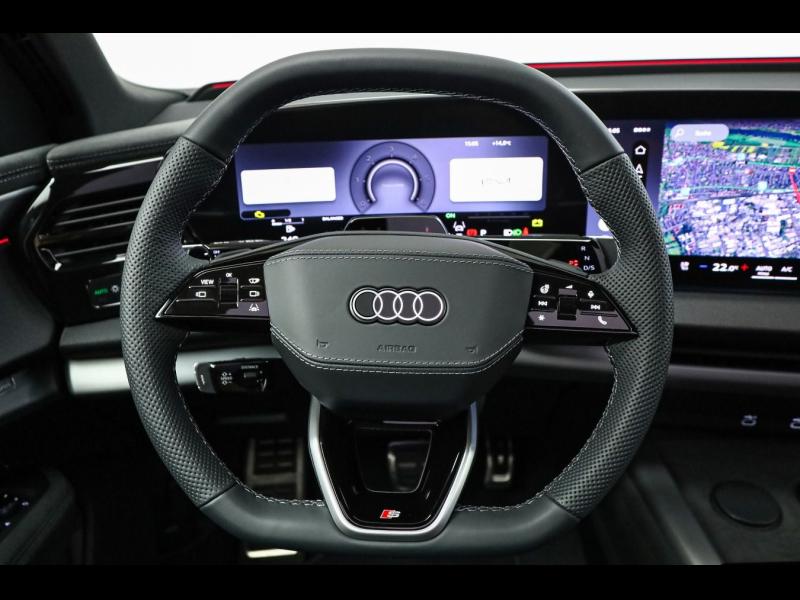 Audi Q7 S line – image 12 of 15