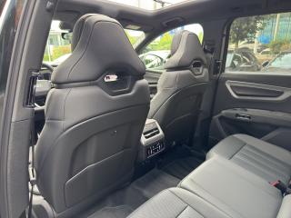 Audi Q7 S line – image 17 of 24