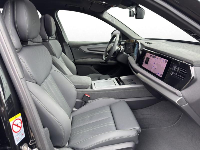 Audi Q7 S line – image 4 of 24