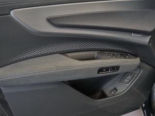 Audi Q7 S line – image 21 of 24