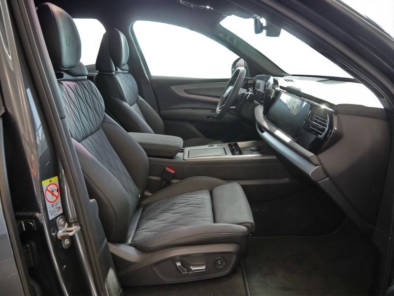 Audi Q7 S line – image 4 of 24