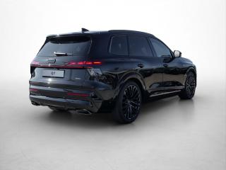 Audi Q7 S line – image 2 of 25