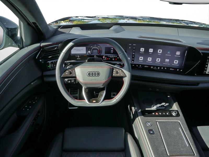 Audi Q7 S line – image 8 of 25