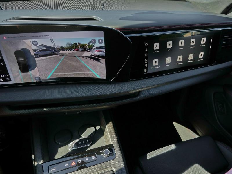 Audi Q7 S line – image 15 of 25