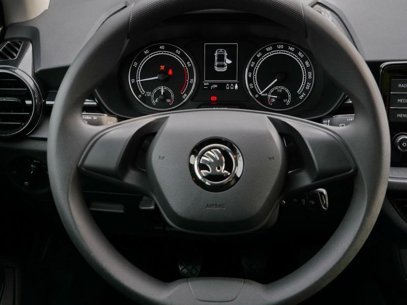 Škoda Fabia Active – image 9 of 24