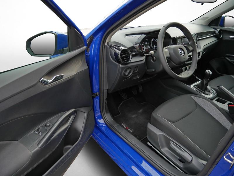 Škoda Fabia Active – image 14 of 24