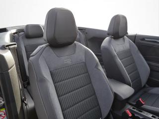 Volkswagen T-Roc Cabriolet R-Line – Bild 10 von 24