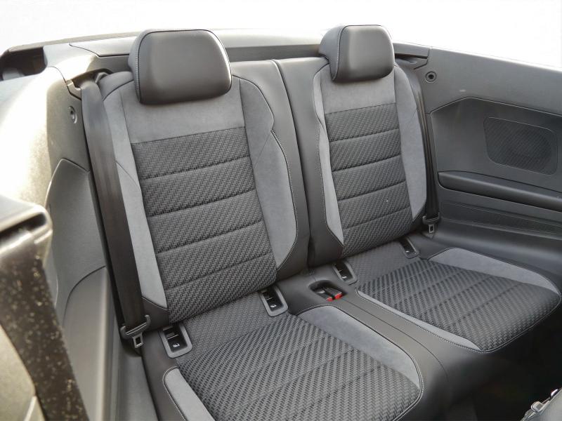 Volkswagen T-Roc Cabriolet R-Line – Bild 16 von 24