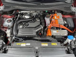 Volkswagen Tiguan R-Line – image 18 of 25