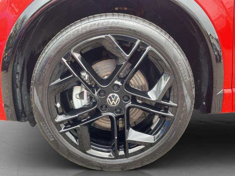 Volkswagen Tiguan R-Line – image 13 of 25