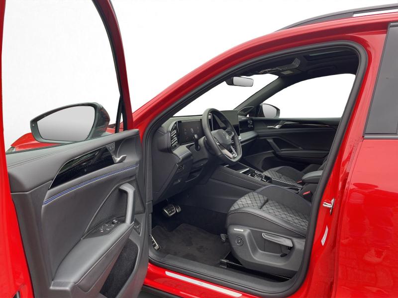 Volkswagen Tiguan R-Line – image 14 of 25