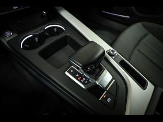 Audi A4 Avant S line – image 15 of 25