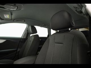 Audi A4 Avant S line – image 23 of 25
