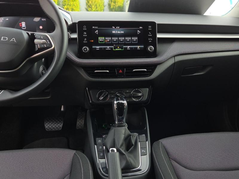 Škoda Fabia Tour – image 7 of 20