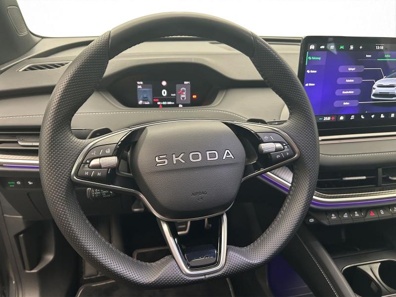 Škoda Enyaq Sportline – image 8 of 17