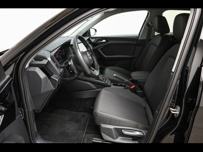 Audi A1 allstreet S line – image 8 of 25