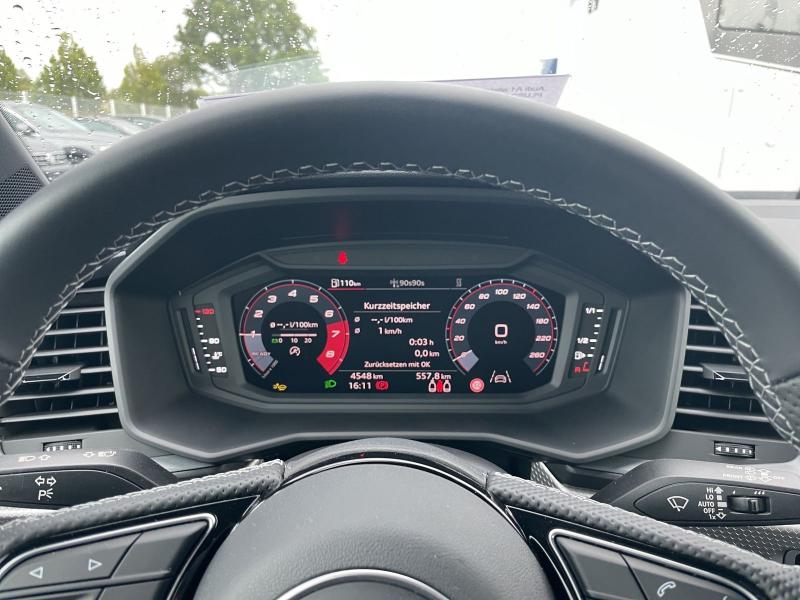 Audi A1 allstreet S line – image 9 of 22