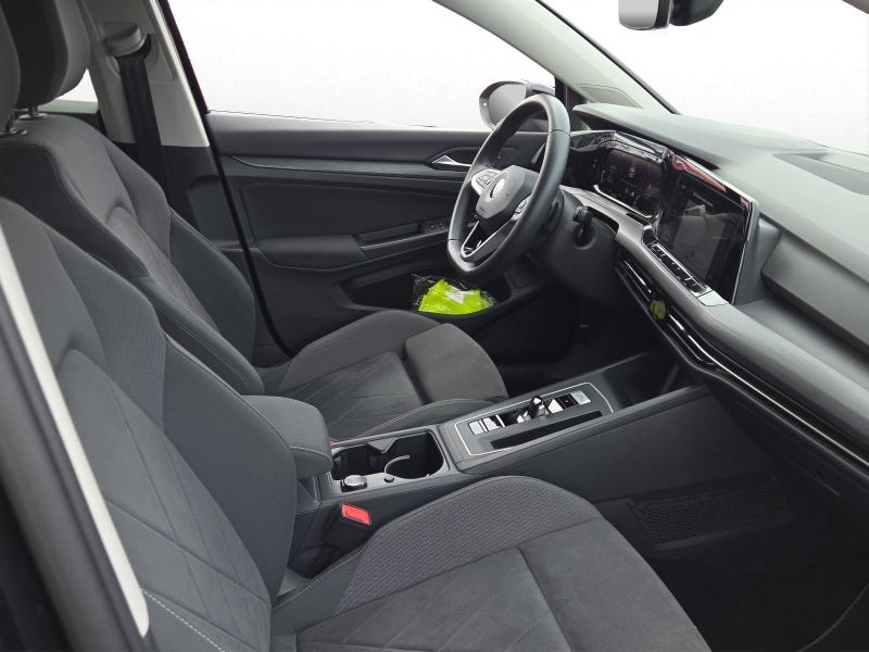 Volkswagen Golf Style – image 4 of 25