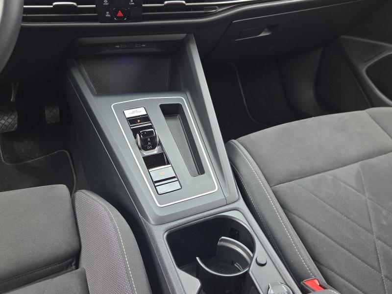 Volkswagen Golf Style – image 7 of 25