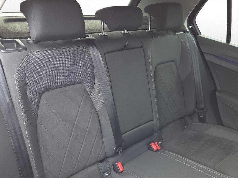 Volkswagen Golf Style – image 16 of 25