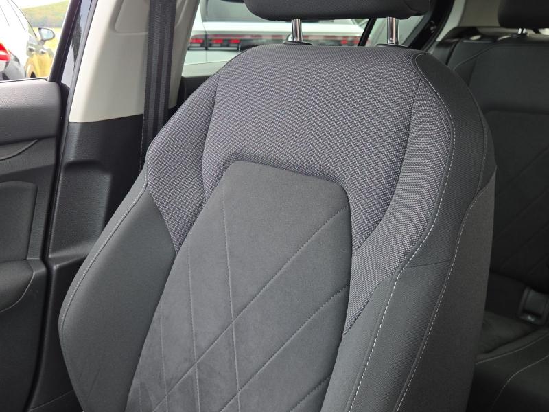 Volkswagen Golf Style – image 23 of 25