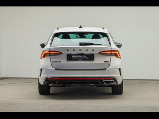 Škoda Octavia RS – image 5 of 25