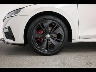 Škoda Octavia RS – image 7 of 25