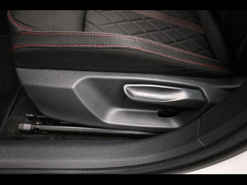 Škoda Octavia RS – image 19 of 25