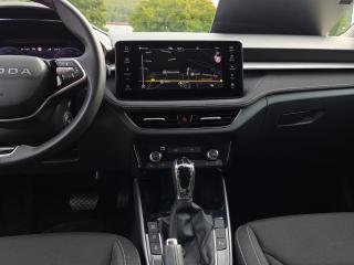 Škoda Fabia Tour – image 7 of 22