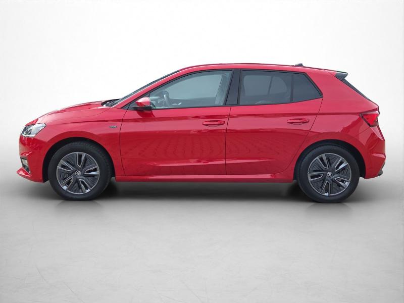 Škoda Fabia Tour – image 3 of 22