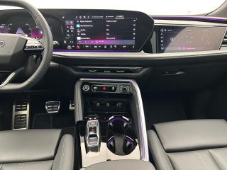 Audi Q5 S line – image 7 of 17