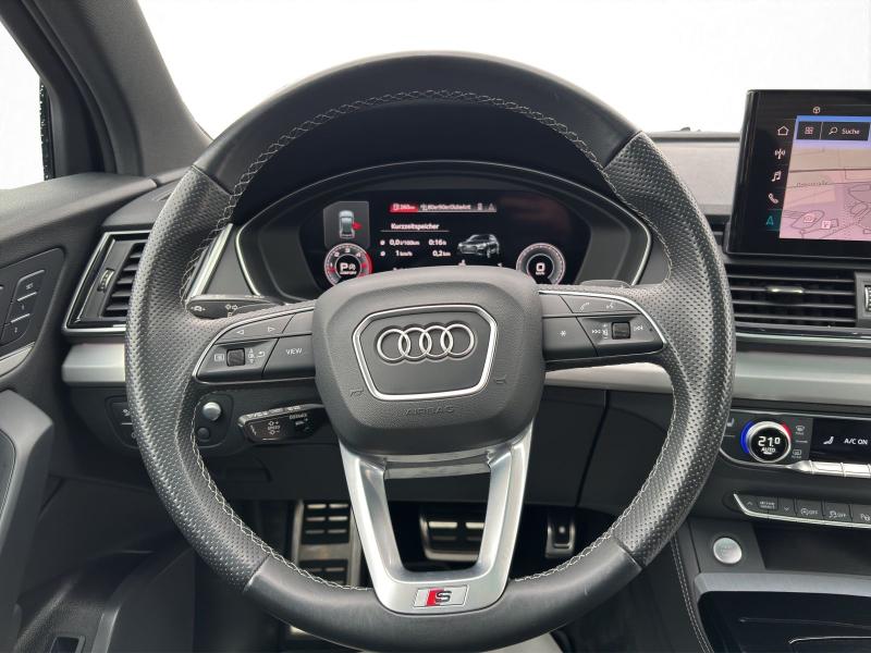 Audi Q5 S line – image 8 of 22