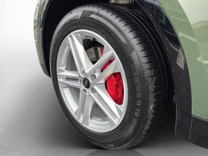 Audi Q5 S line – image 13 of 22