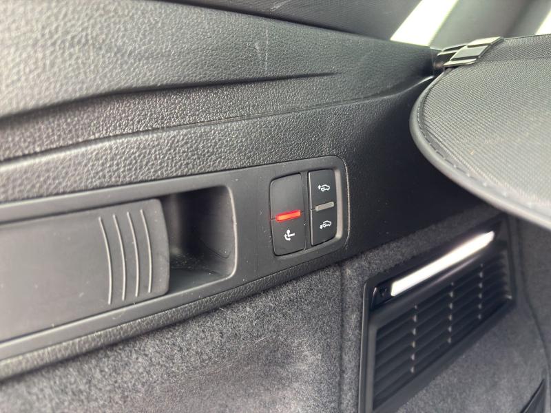 Audi Q5 S line – image 15 of 22
