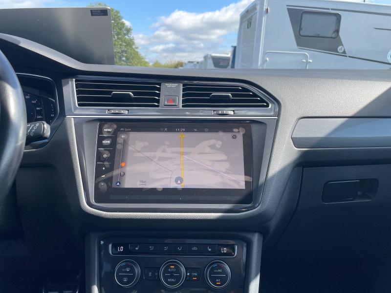 Volkswagen Tiguan Allspace R-Line – image 6 of 25