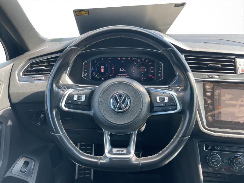 Volkswagen Tiguan Allspace R-Line – image 8 of 25