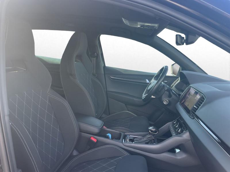 Škoda Karoq Sportline – image 4 of 24