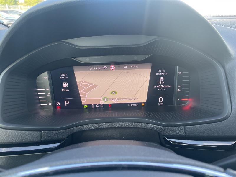 Škoda Karoq Sportline – image 9 of 24