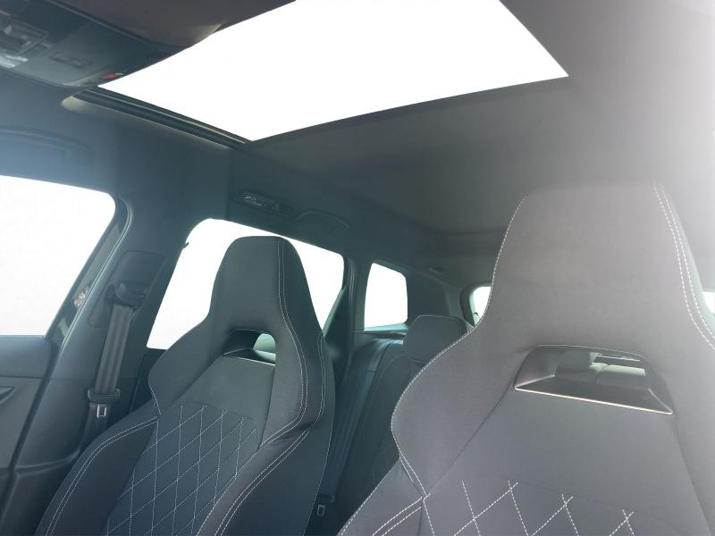 Škoda Karoq Sportline – image 10 of 24