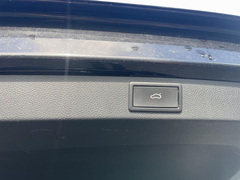 Škoda Karoq Sportline – image 12 of 24