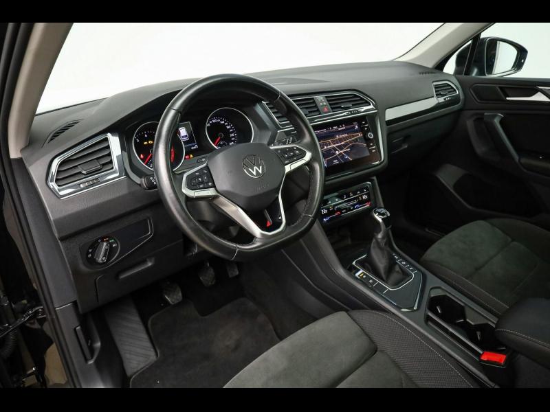 Volkswagen Tiguan LIFE – image 9 of 25