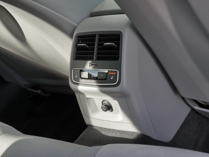 Audi A4 Allroad – image 17 of 24