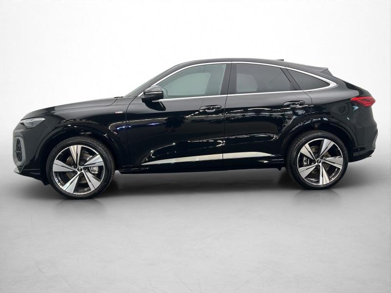 Audi Q5 Sportback S line – image 3 of 20