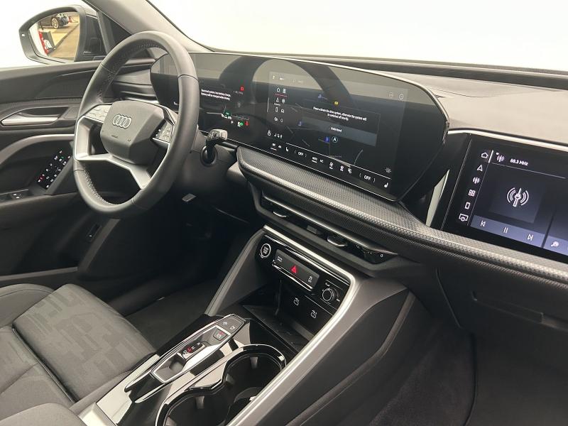 Audi Q5 Sportback S line – image 7 of 20
