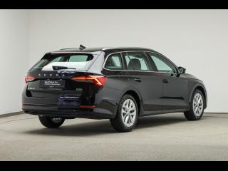 Škoda Octavia Style – image 2 of 25
