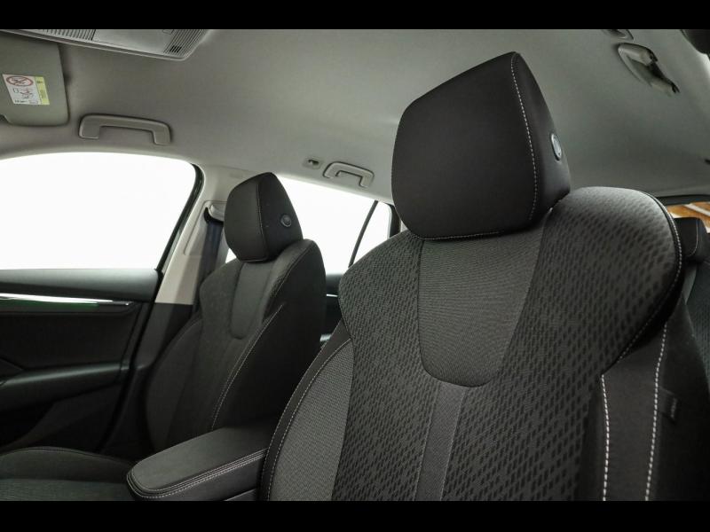 Škoda Octavia Style – image 23 of 25